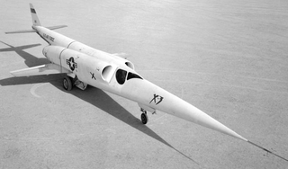 Illustration for article titled This Date in Aviation History: October 14 - October 17